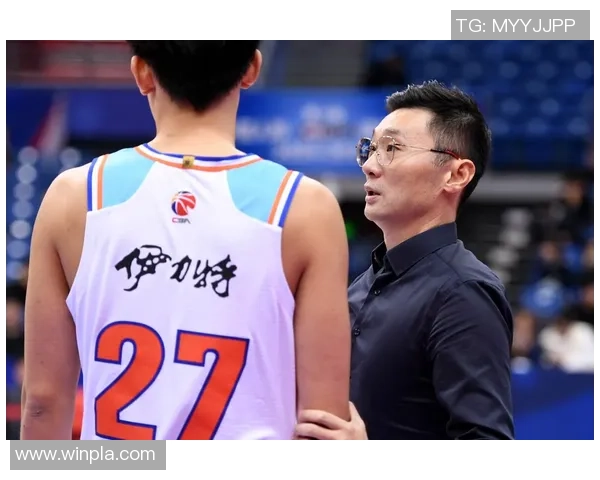 CBA球员个人品牌塑造对俱乐部商业价值提升的战略意义与实践路径 CBA球员个人品牌塑造对俱乐部商业价值提升的战略意义与实践路径